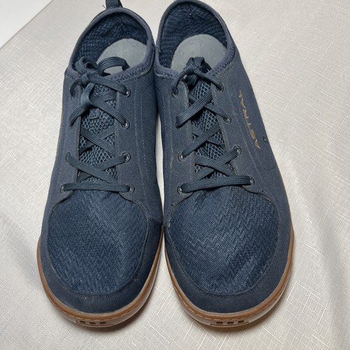 Astral Loyak Men’s Water and Land Shoes Navy Blue Gum Sole Size 13 Outdoor