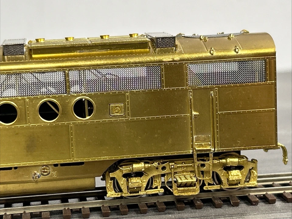 Overland Models HO Brass OMI-5220 FT ‘B’ Locomotive D&RGW *Pre-Owned/LN! - Image 4 of 4