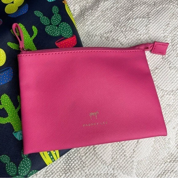 Сумка с короткими ручками Dabney Lee сумка темно-синий кактус - Изображение 3 из 4