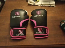 Sanabul  Boxing  Gloves 12 Oz