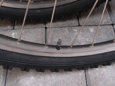 roues 26 pouces Avenir DURO 17 de Sun Metal Shimano Deore DX FH-M650 HB