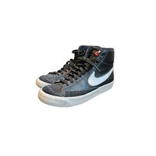 Nike youth blazer mid '77 size 5Y