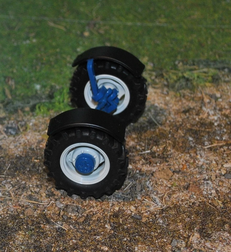 IMBER FORD 1/32 TRACTOR FRONT AXLE , 36x11MM TYRE APPROX, SUIT CONVERSIONS