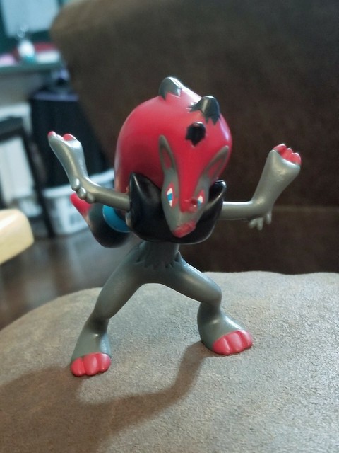 zoroark figure