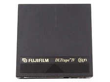 LOT OF 100 FUJIFILM DLT IV 40GB NATIVE 80GB DATA CARTRIDGE BACKUP TAPE 26112088