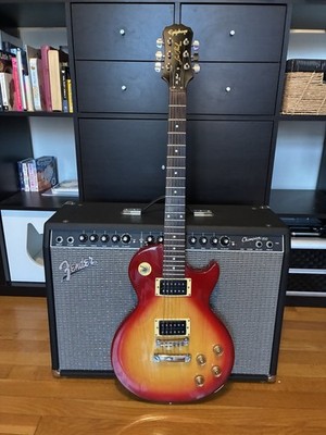 Epiphone Les Paul 100 cherry burst Electric Guitar 6 String Right