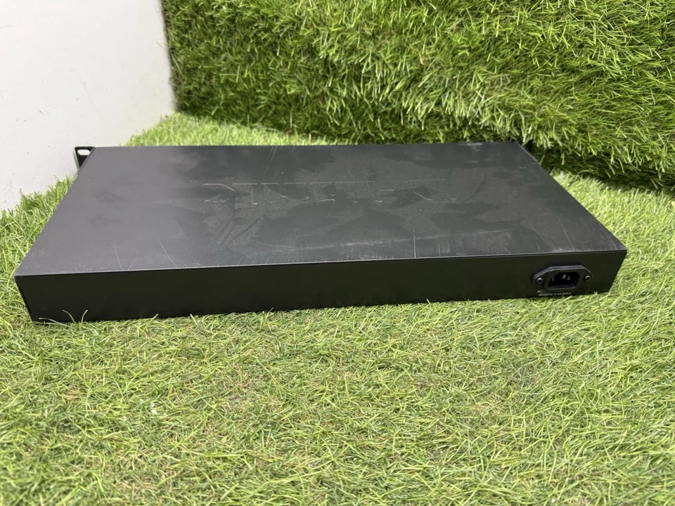Network Switch D-Link DGS-1210-24 Web Smart 24-Port With Brackets #OR - Image 3 of 3