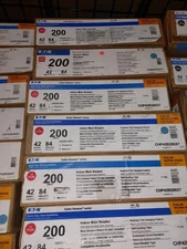 1 EATON 200A MAIN BREAKER BOX  W SURGE PROTECTOR/GFCI 42SPACES 1 PHASE INDOOR