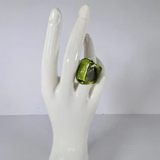 Murano Style Green Glass Ring Size 8 Abstract Design VTG 1