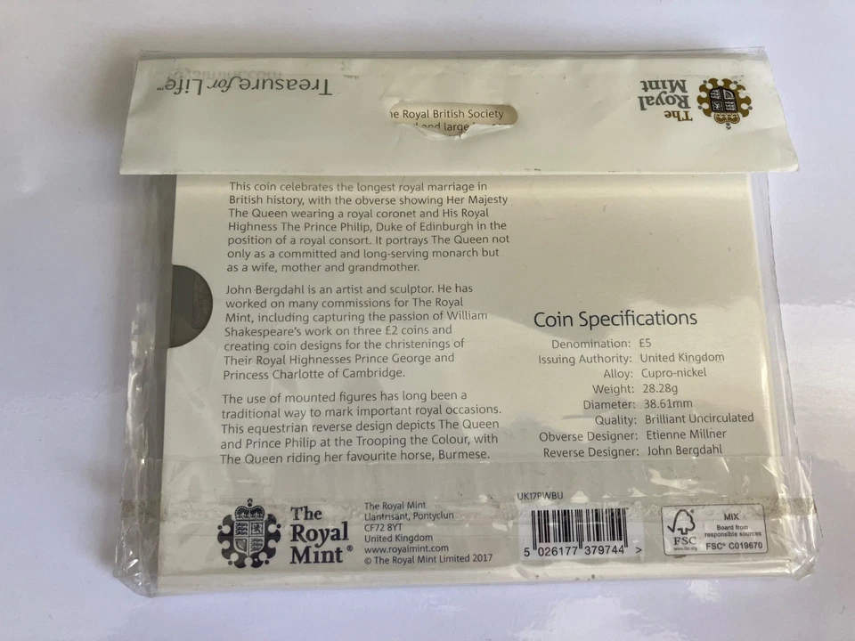 2017 PLATINUM WEDDING BRILLIANT UNCIRCULATED BU FIVE 5 POUND ROYAL MINT PACK BU - Image 3 of 4