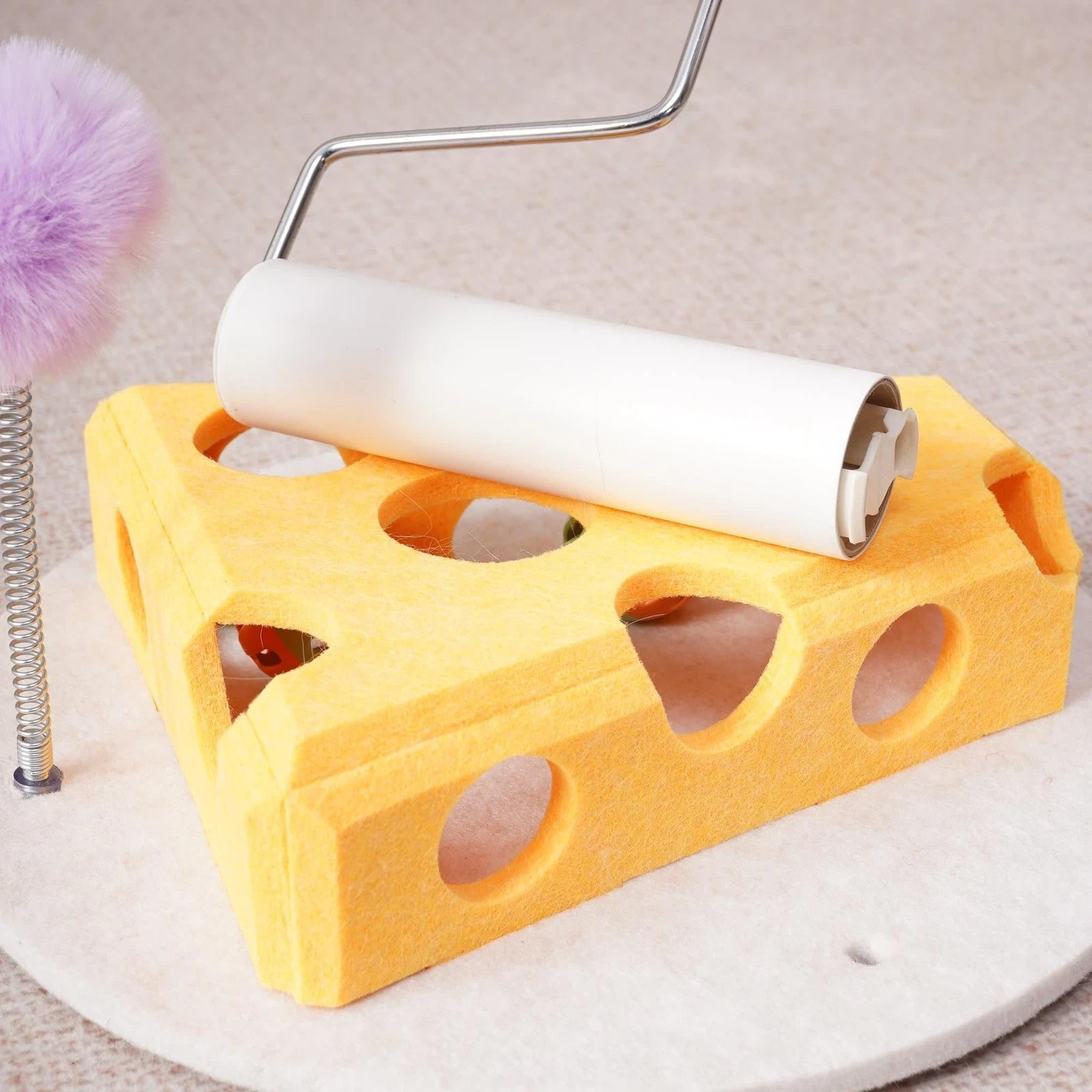 Cat Puzzle Toy with Ball & Spring Wand Interactive Felt Cat Toy Box Suction Cup