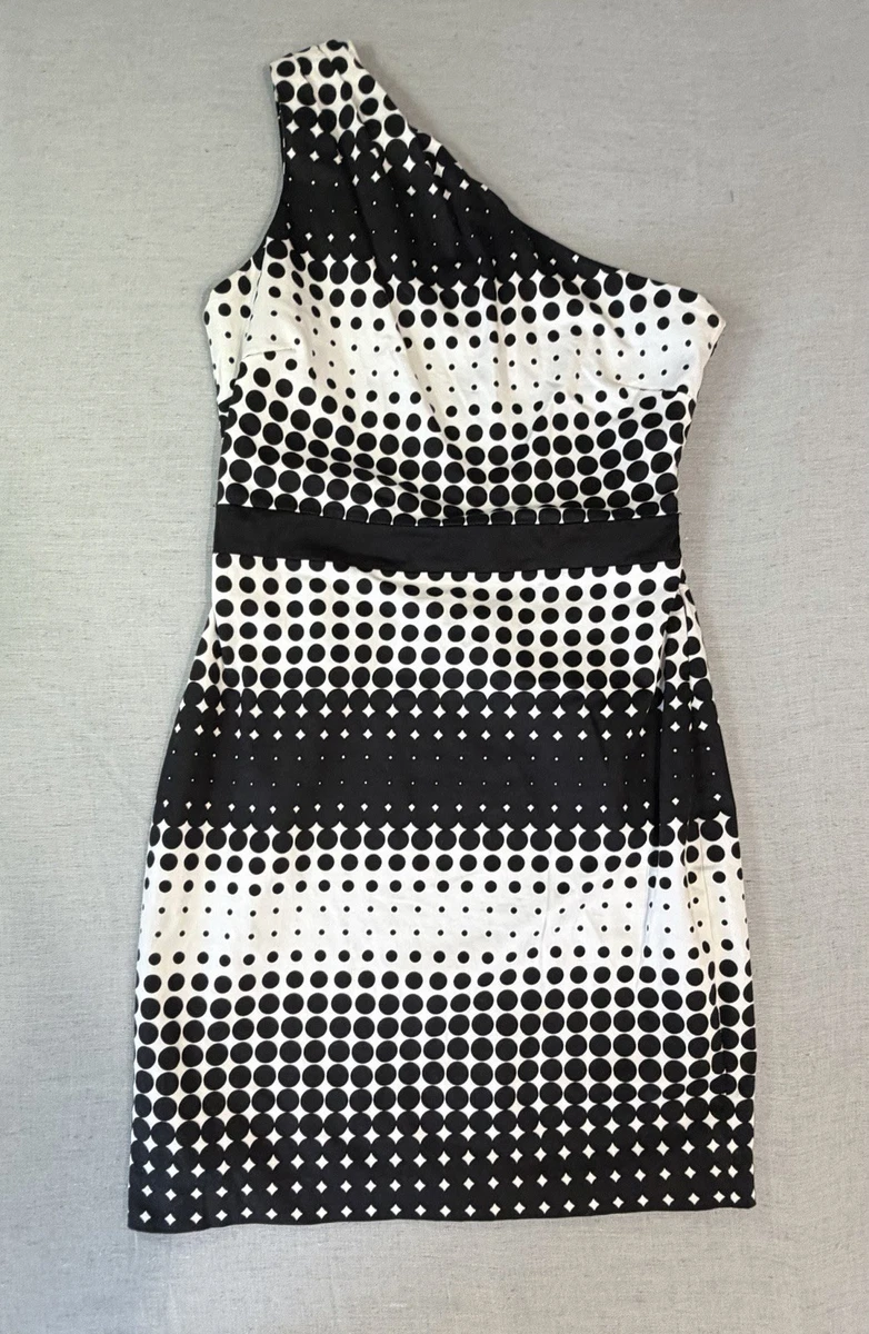 badgley mischka black and white dress Badgley Mischka is here to bring the d-r-a-m-a Discover the latest gowns and cocktail dresses that will turn heads at your next big event, tap link in bio. #ShopTootsies #BadgleyMischka