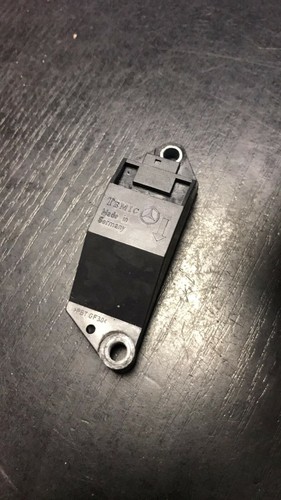 Mercedes Benz W211 E220 CDI Crashsensor A0018209326