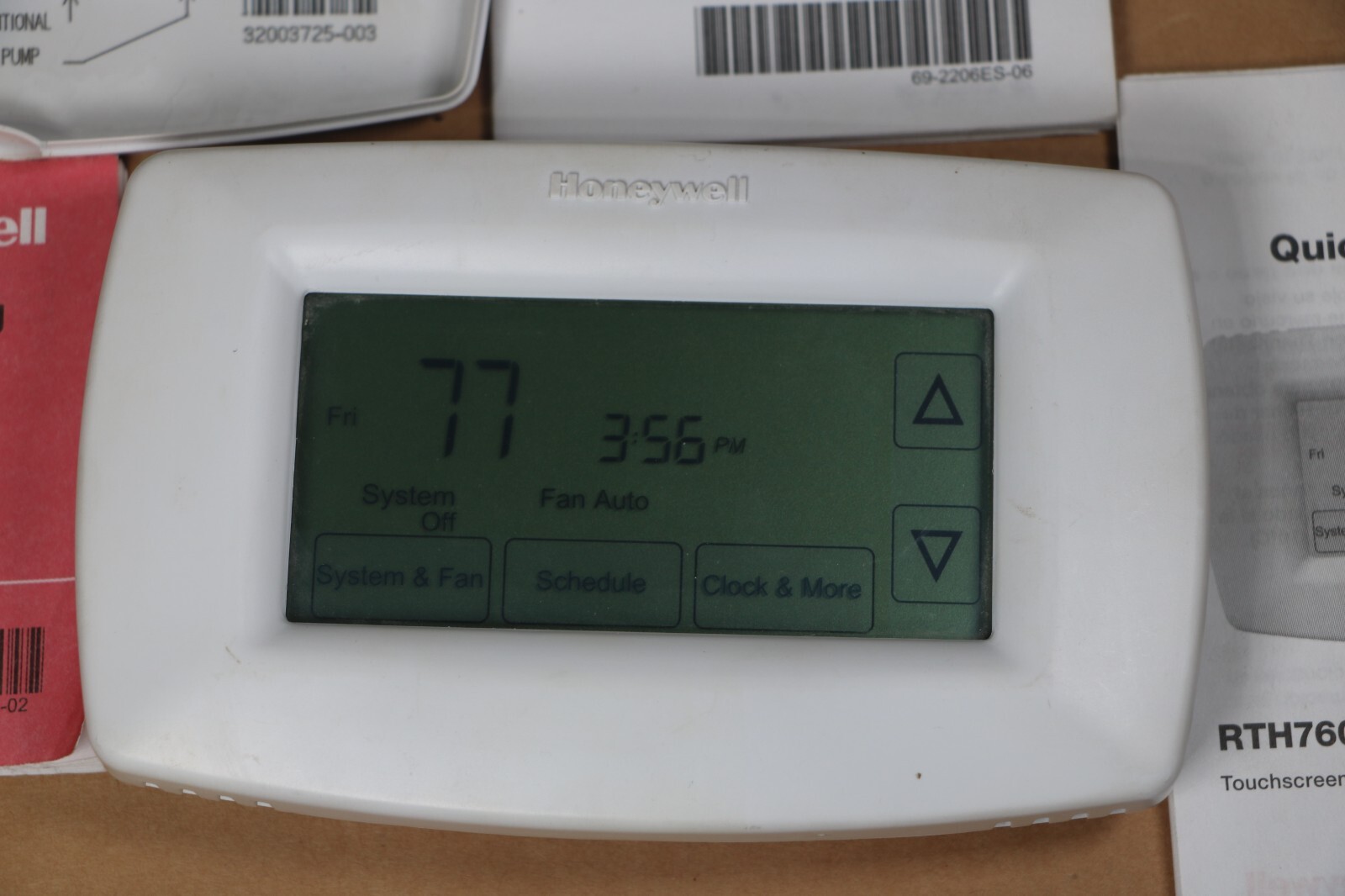 Honeywell RTH7600D Touchscreen 7-Day Programmable Thermostat Heat Pump A/C  - NewIt
