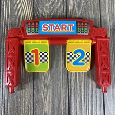 VTech Go Smart Wheels Ultimate RC Speedway Replacement Part Start Flags Arch