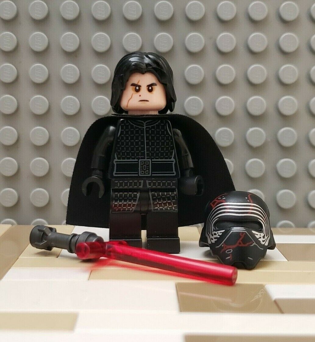 LEGO Kylo Ren Minifigure - Star Wars 75256, 75216, 75179 Supreme Leader **NEW** 