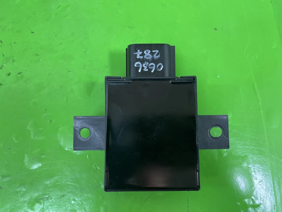 LAND ROVER DEFENDER L663 FUEL INJECTION PUMP CONTROL MODULE EVOQUE DISCOVERY - Image 2 of 4