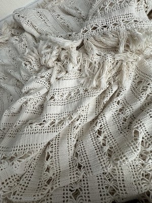 Unbranded  Bedspread Crochet Emperor  (120 x110 ) Cream Cotton Fringed Vtg EUC