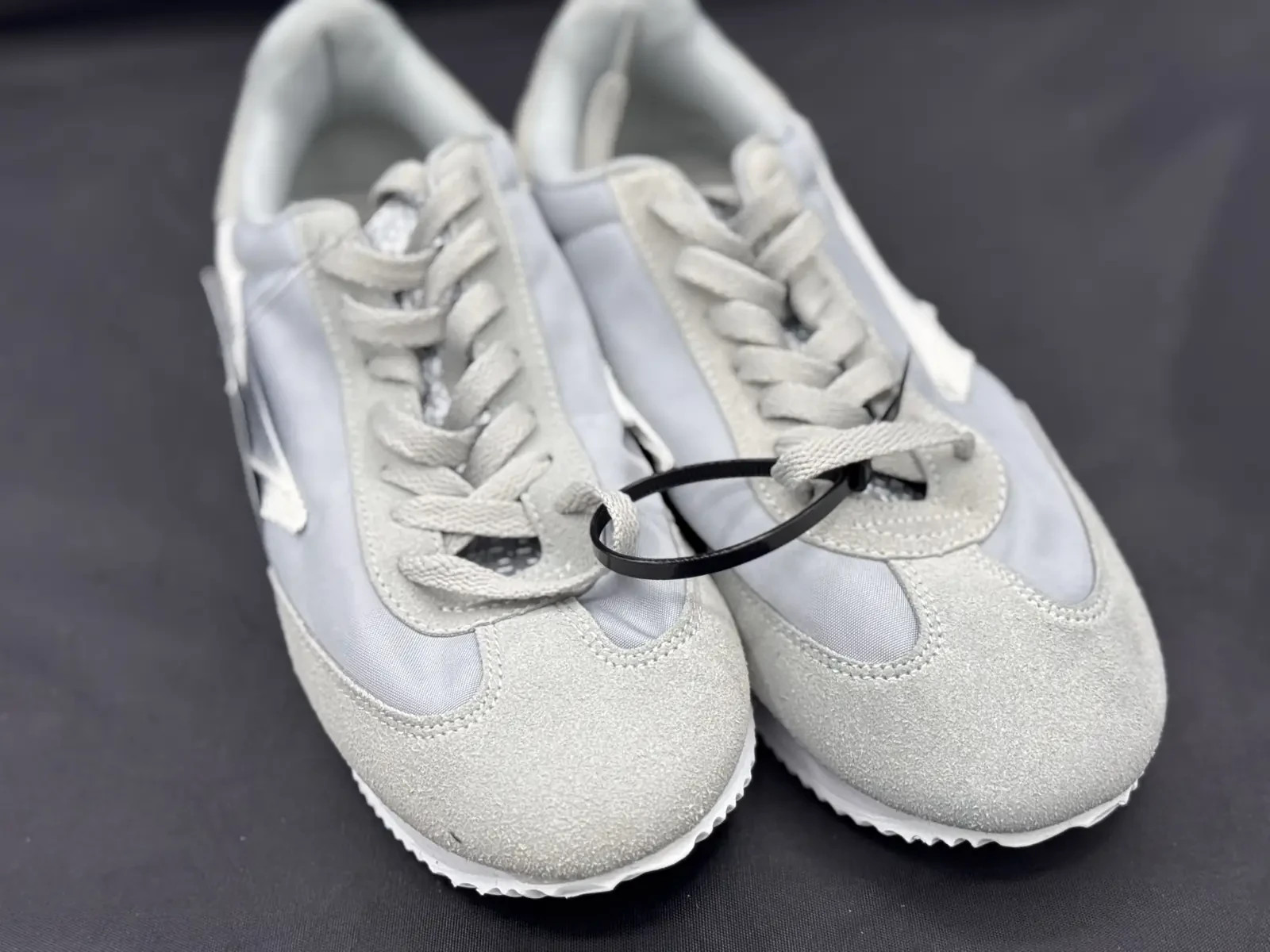 Donnay Retro Trainers Silver Grey White Casual Trainers Women’s UK 6 EU 39 image 8