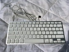 Apple Wired Keyboard A1242 - US English