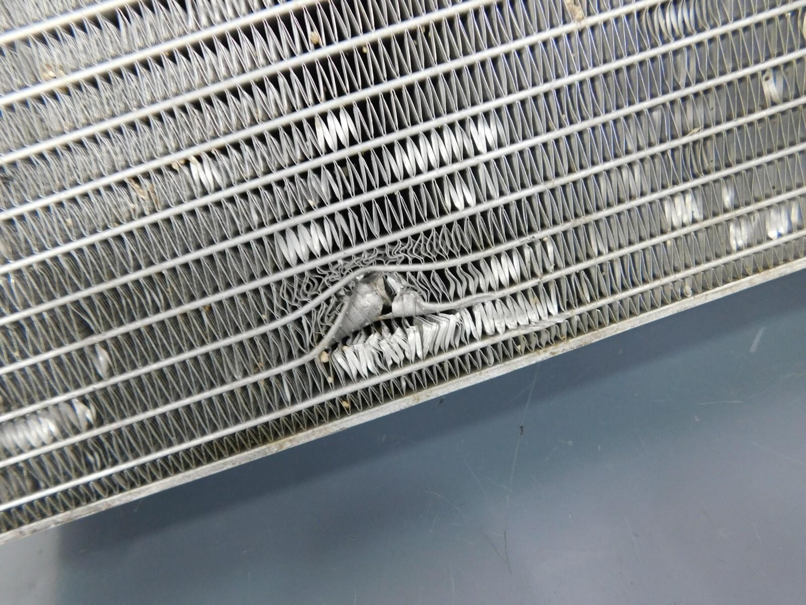 2019 15 16 18 19 McLaren 570GT4 570 GT4 Center Front Radiator #5995 A8
