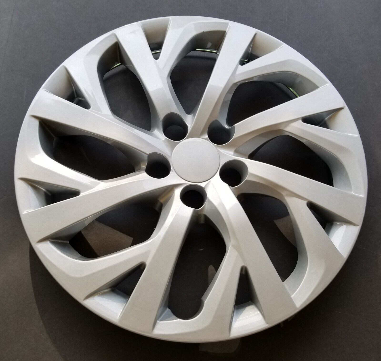 New Wheel Covers Hubcaps Fits 20172018 Toyota Corolla LE 16" Silver