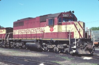WC 587 SDL-39 NEENAH WI (WISCONSIN CENTRAL) ORIGINAL SLIDE 06-10-89 T6-4