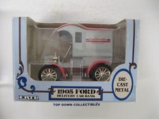 Ertl Ben Franklin 1905 Ford Delivery Car Bank 1:25  9688-10DO New In Box