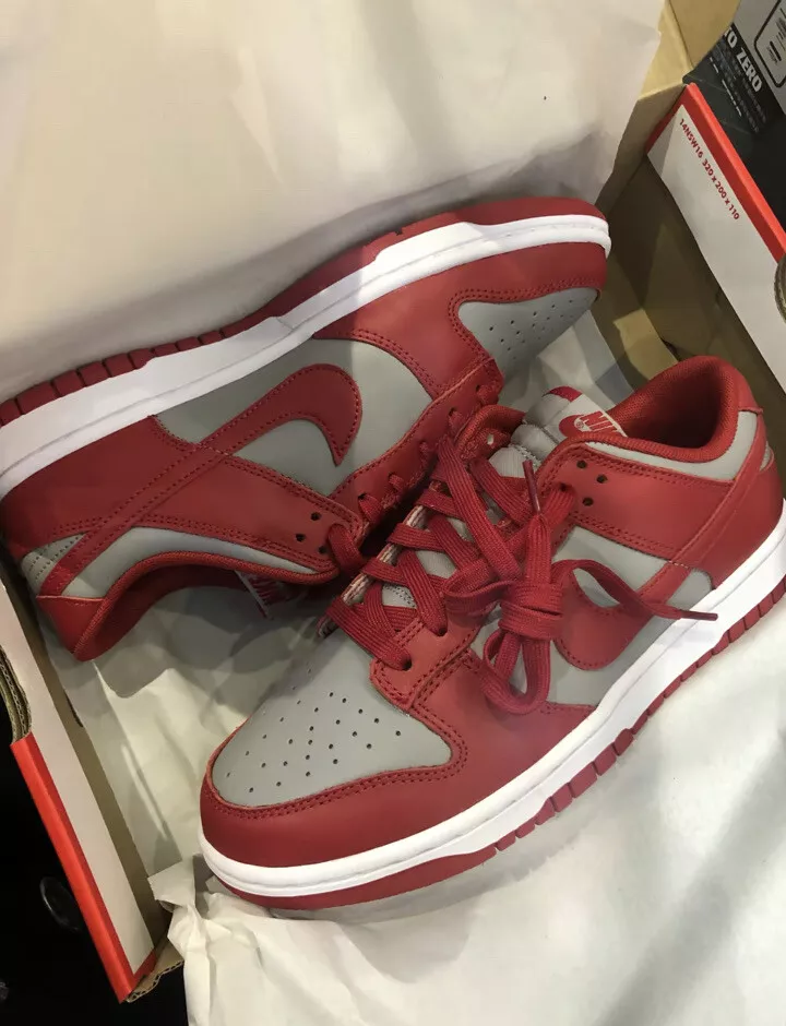 Nike dunk deals unlv