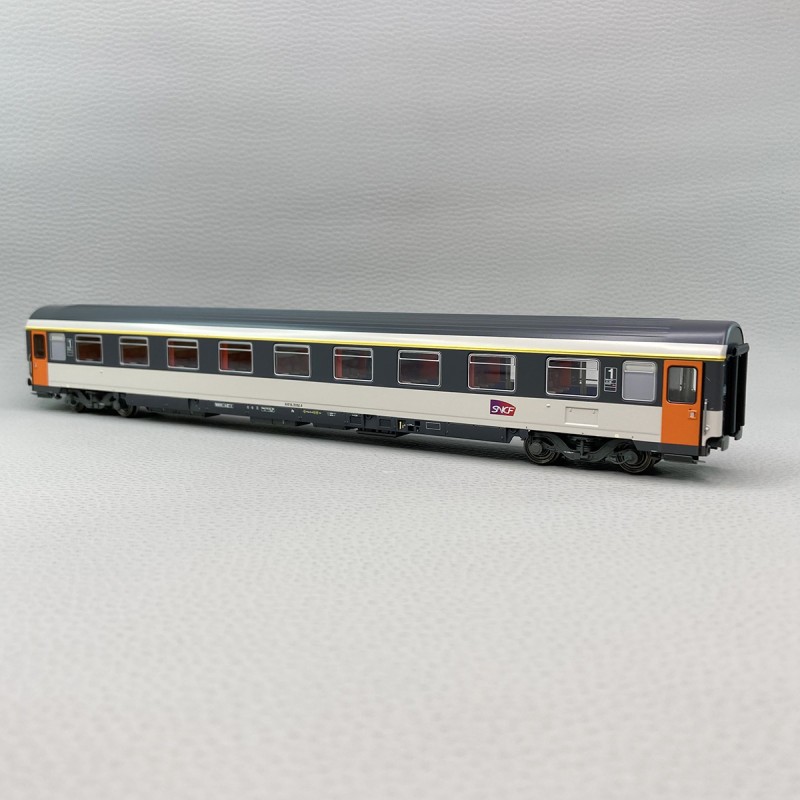 Voiture VSE A9u Corail SNCF Ep VI LS Models HO