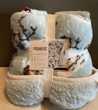 Peanuts Snoopy Gang Snow Day Reversible Sherpa Throw Blanket 50x60 NWT