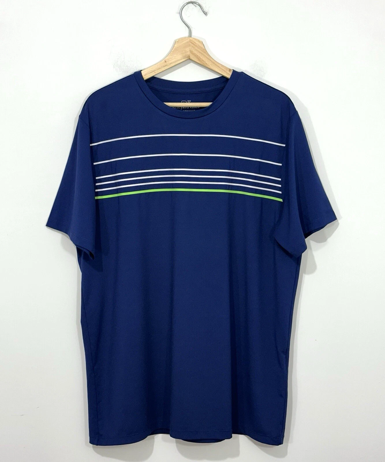 Vineyard Vines Performance T Shirt Mens M Navy Short Sleeve Crew Neck Logo