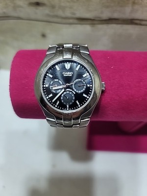 CASIO EDIFICE EF-304 JAPAN MOV'T WATER RESISTANT 100M MEN'S WATCH NEW BATTERY 