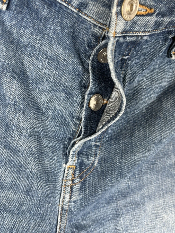 Hudson Womens Jean Shorts Size 33 Raw Hem Cut Off Denim Lori Short Medium Wash - Image 2 of 4