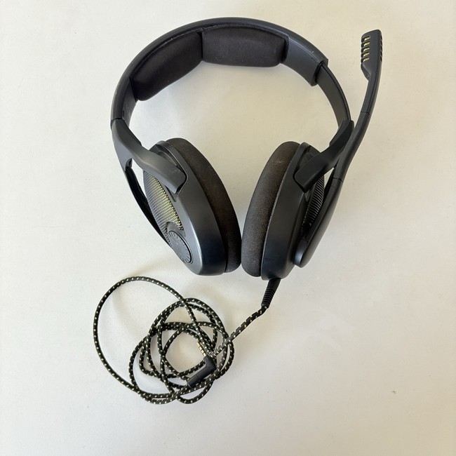 Sennheiser EPOS PC38X Gaming Headset - Image 2