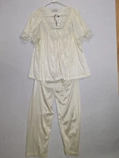 Val Mode Lingerie Womens Pajamas Top Bottom Size M Nylon Yellow