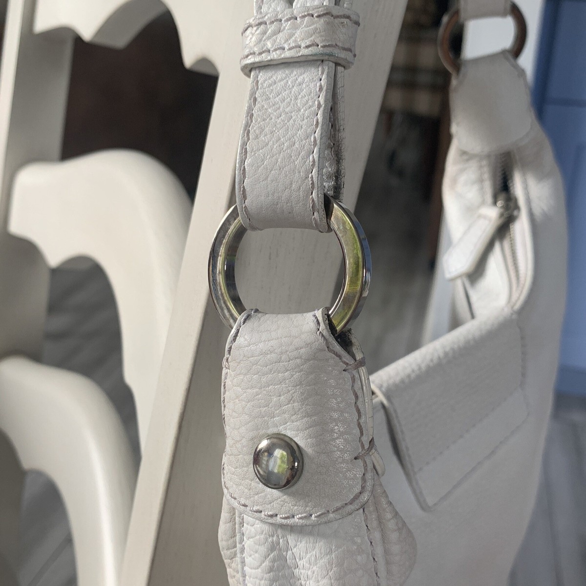 ハンドバッグ VALENTINO GARAVANI 'Go-hobo' handbag White Authentic Valentino Garavani White Pebble Leather Hobo Bag