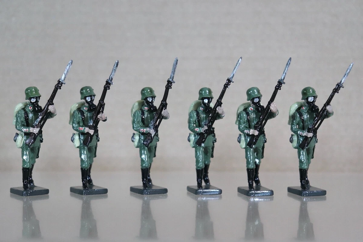 Lot De 11 Soldats Allemands Britains – 1/32 (60mm) – Seconde Guerre – Excellent état