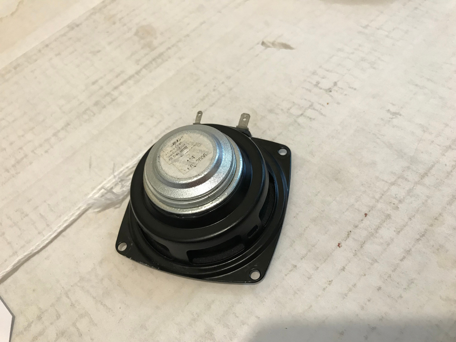  07 Maserati Quattroporte Dash Left or Right Speaker Tweeter w/ cover.