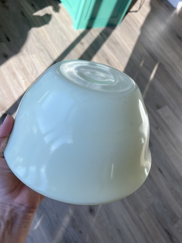 Vintage McK McKee Mixing Bowl Rolled Edge Rim 9 Inch Yellow Green Glass - Picture 9 of 9