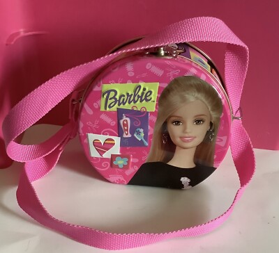 BARBIE Pink COLLECTORS TIN MINI STYLE LUNCHBOX Purse NEW (14ia)