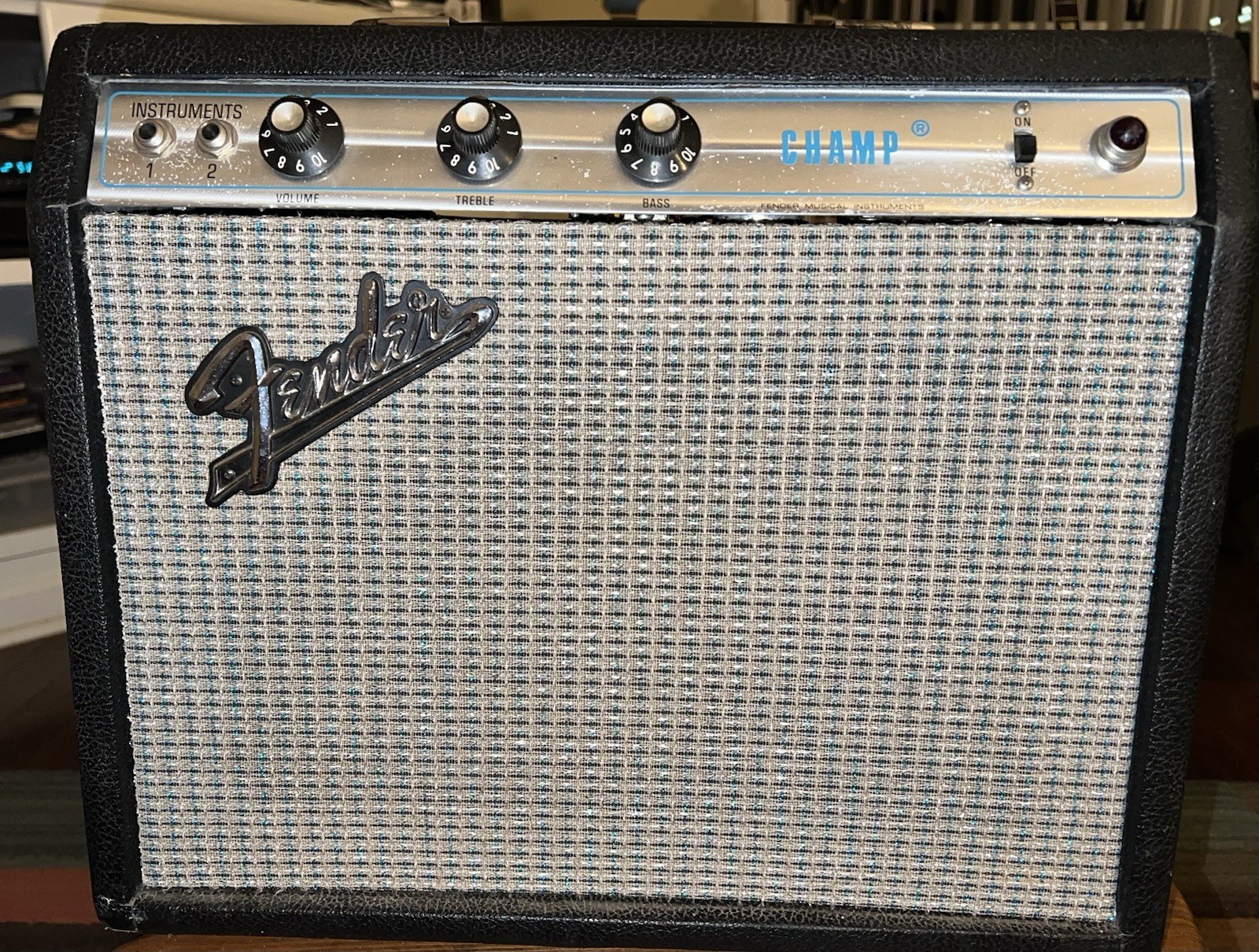 Vintage 1971  Fender Silverface Champ Guitar amp