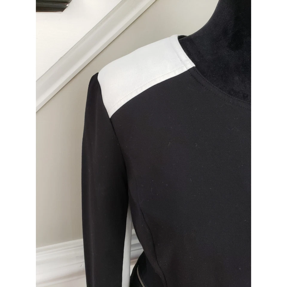 Chaqueta Moto INC International Concepts Negra Blanca L Estilo Cremallera Asimétrica Foto 4 de 4