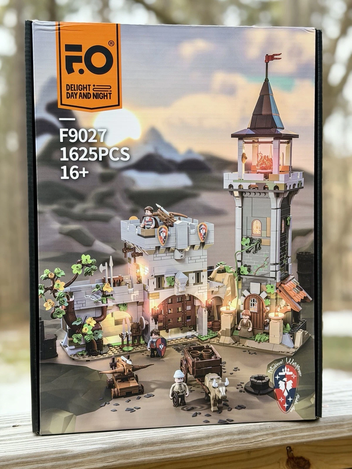 LumiBricks F9027 Medieval Watchtower castle building brick set, used, complete!