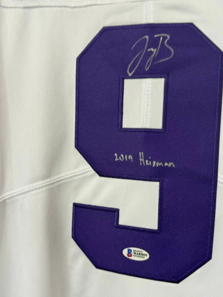 Camiseta Joe Burrow #9 Talla M Firmada Autografiada Beckett Certificado de Autenticidad Foto 2 de 4