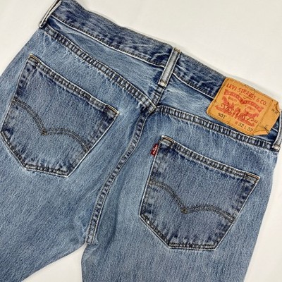 Levi's 501 Original Fit Straight Leg Jeans Light Wash Blue 32x32 Vintage Style
