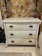 Chester drawers