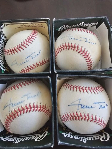 Willie Mays Autographed Rawlings Baseball w/ Box and Certificate of Authenticity