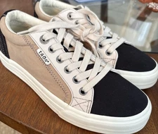 New Taos Plim Soul Women’s Black & Tan Comfort Casual Sneakers Shoes Size 7