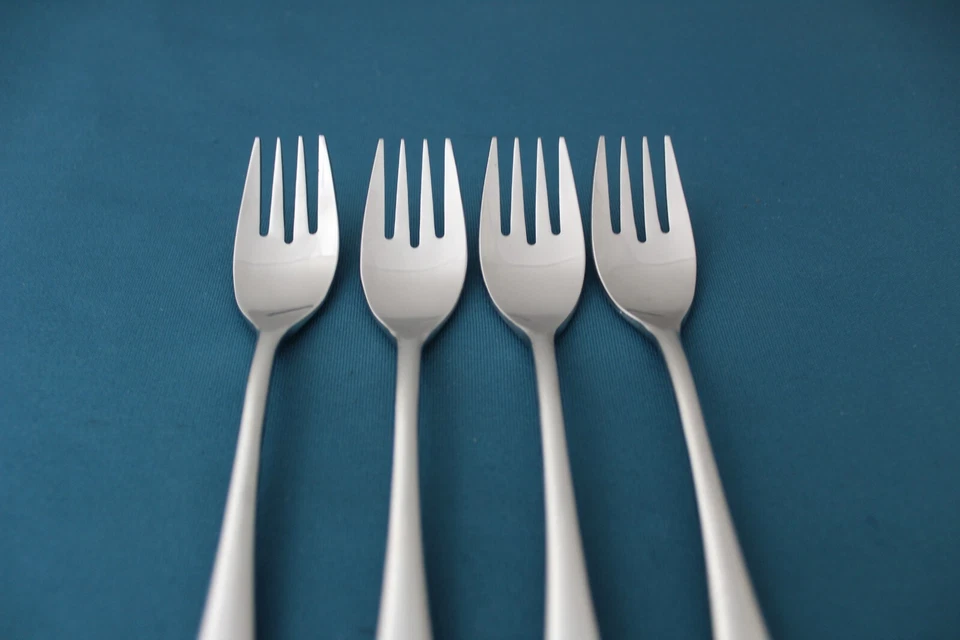 4 garfos para salada Washington Forge TEARDROP aço inoxidável Coreia 6 3/8" - Imagem 3 de 4